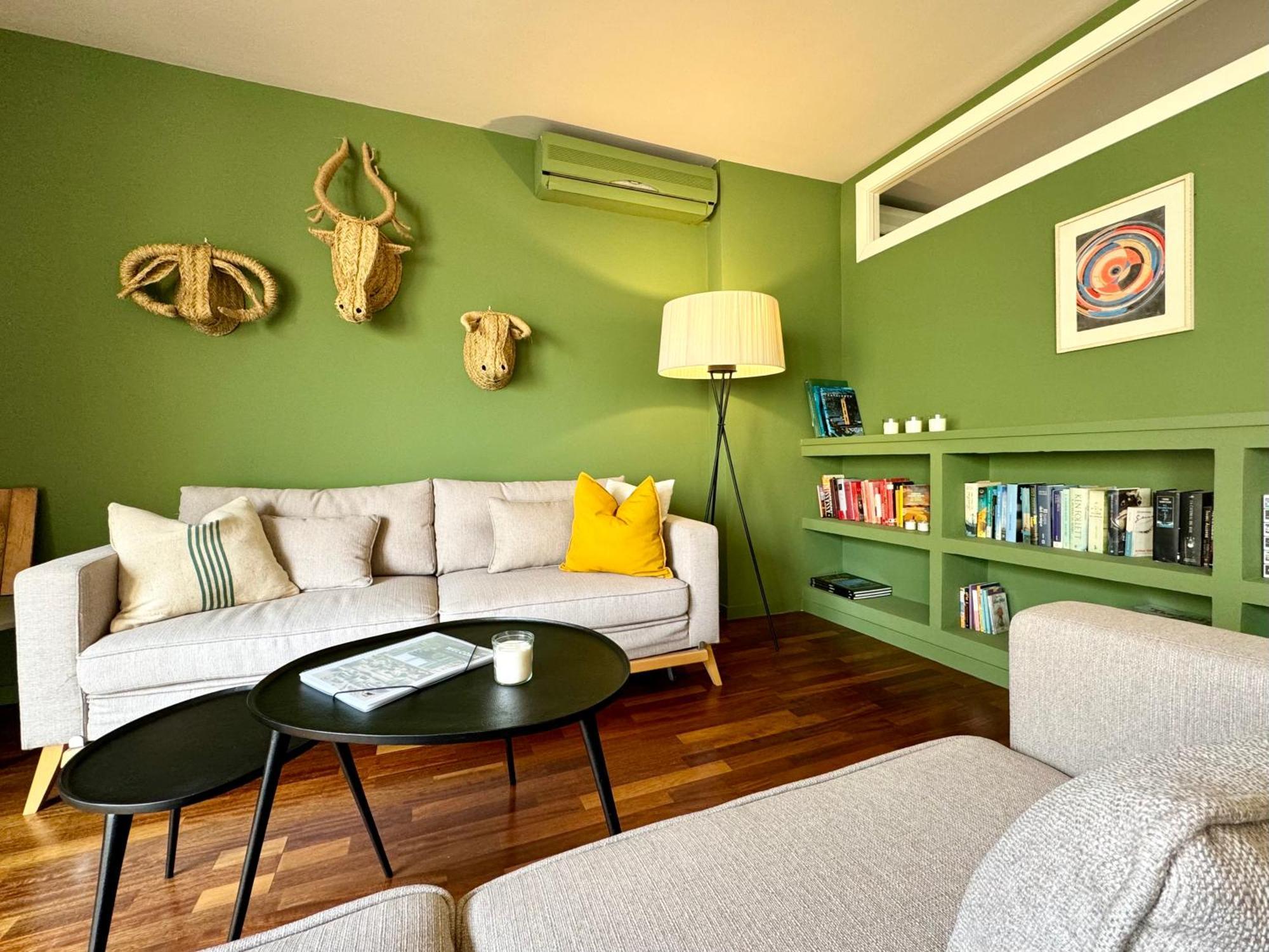 Apartment Modernist Gem Penthouse Barcelona