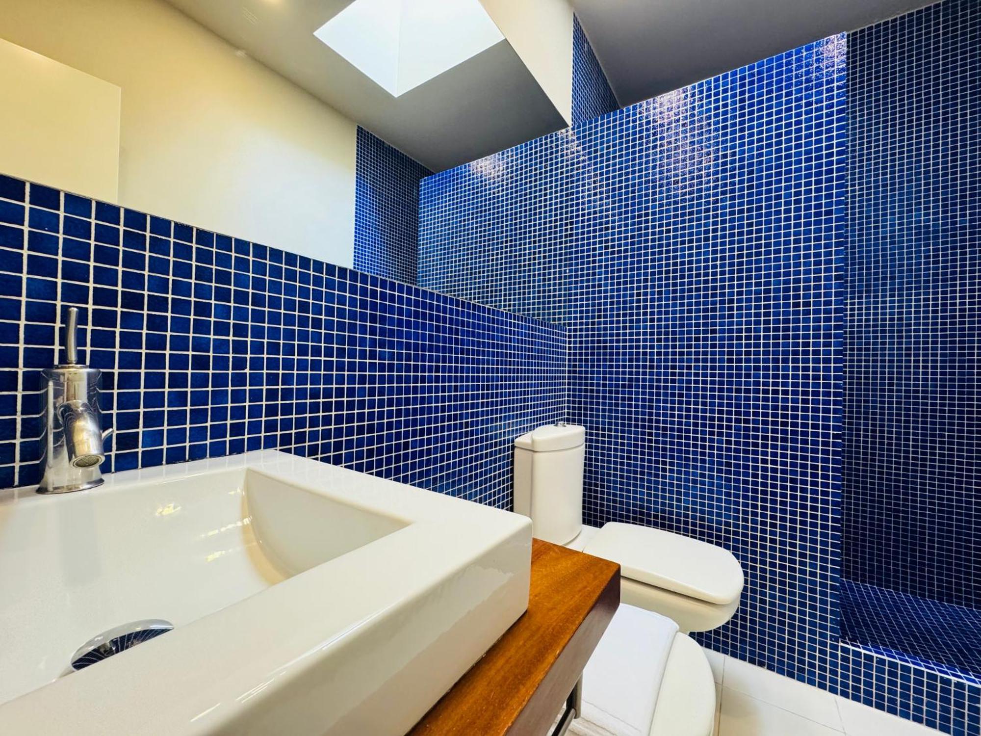 Modernist Gem Penthouse *